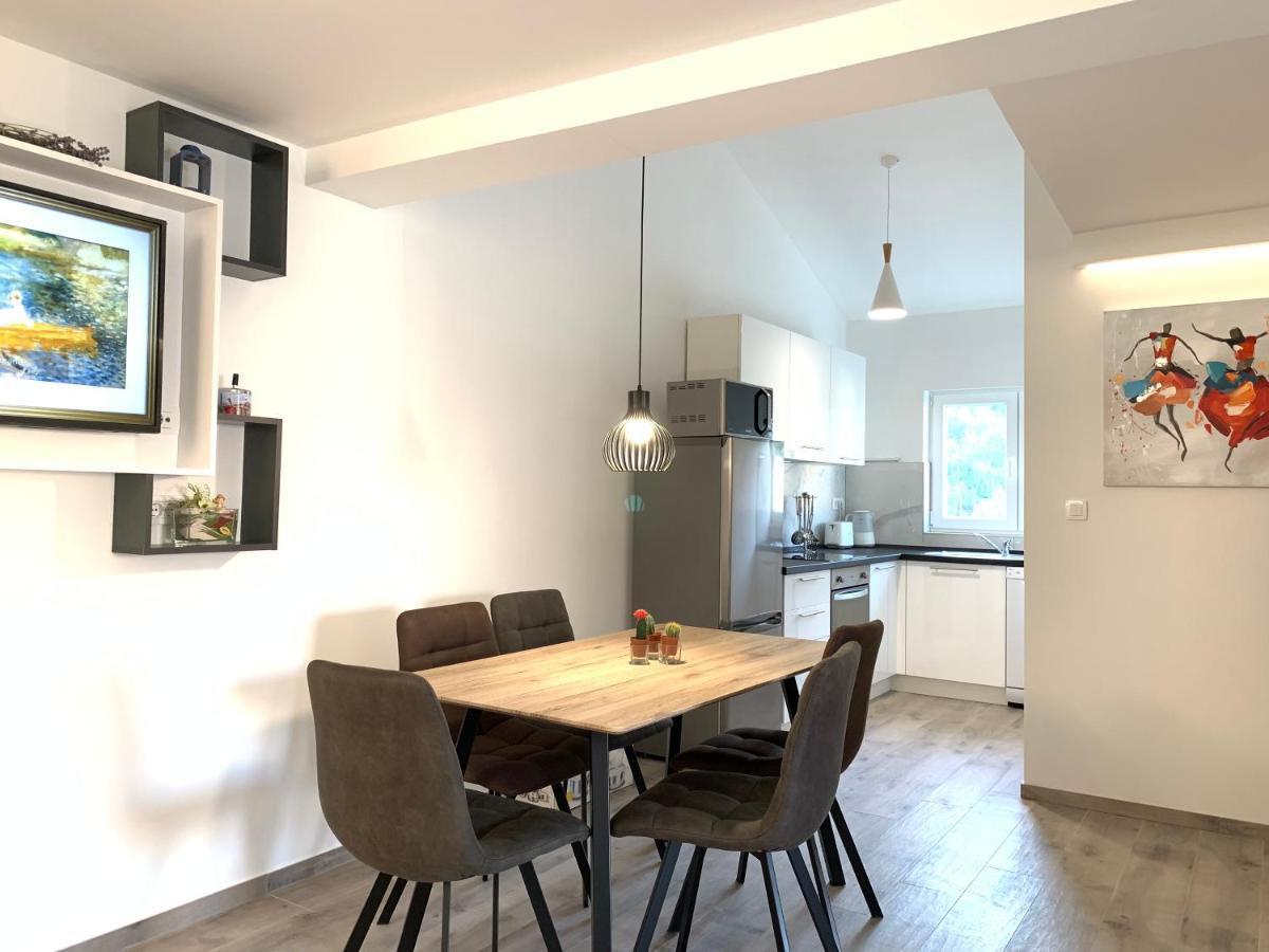 Sunrise Luxury Apartments - U2Adria Dugi Rat Bagian luar foto